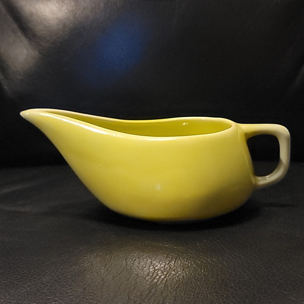 Vintage BAUER CREAMER 1940-50's MCM Design Chartreuse/Avocado Green